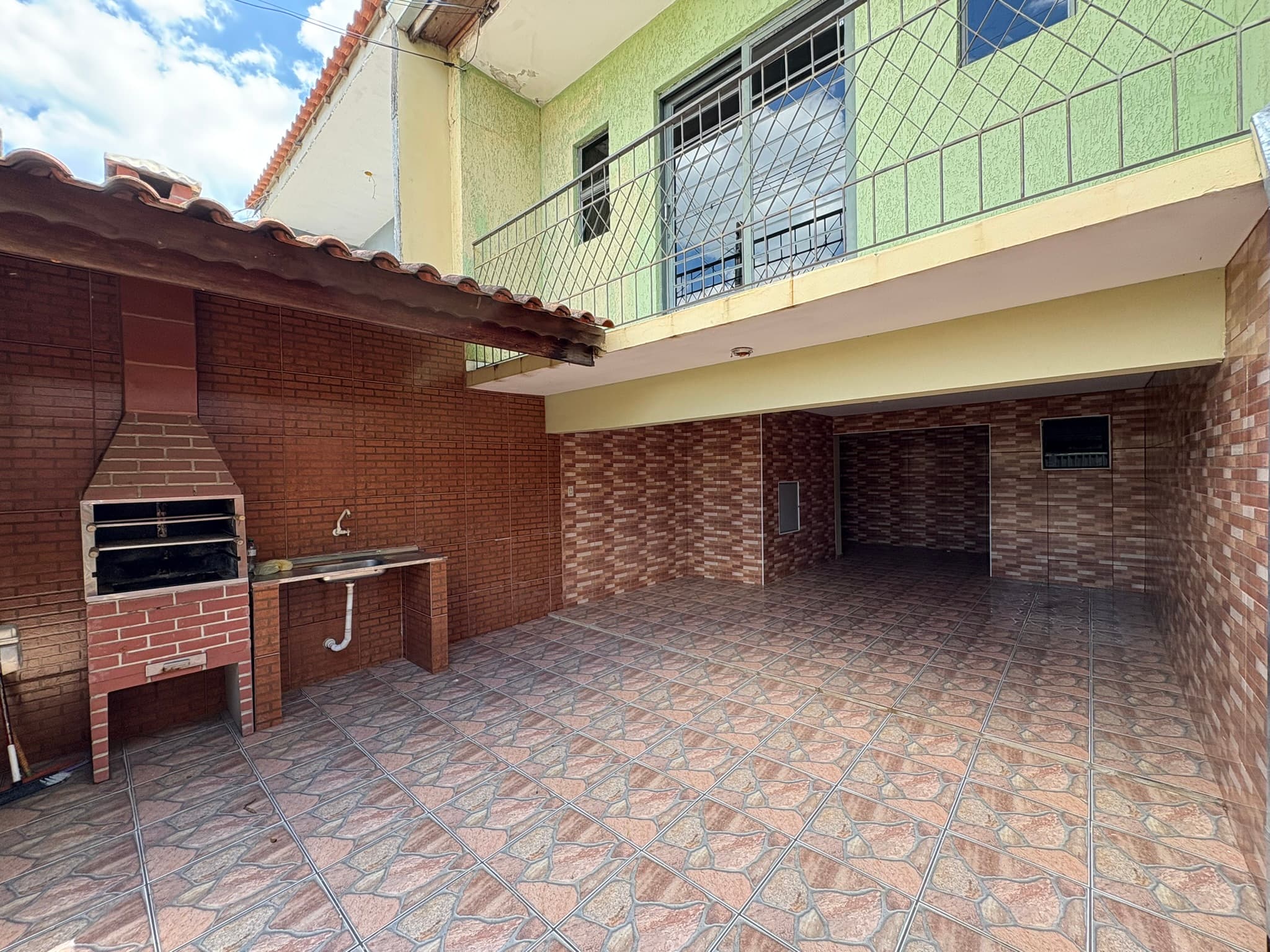 Apartamento para locação com 2 dormitórios no Portal Terras de Carrara